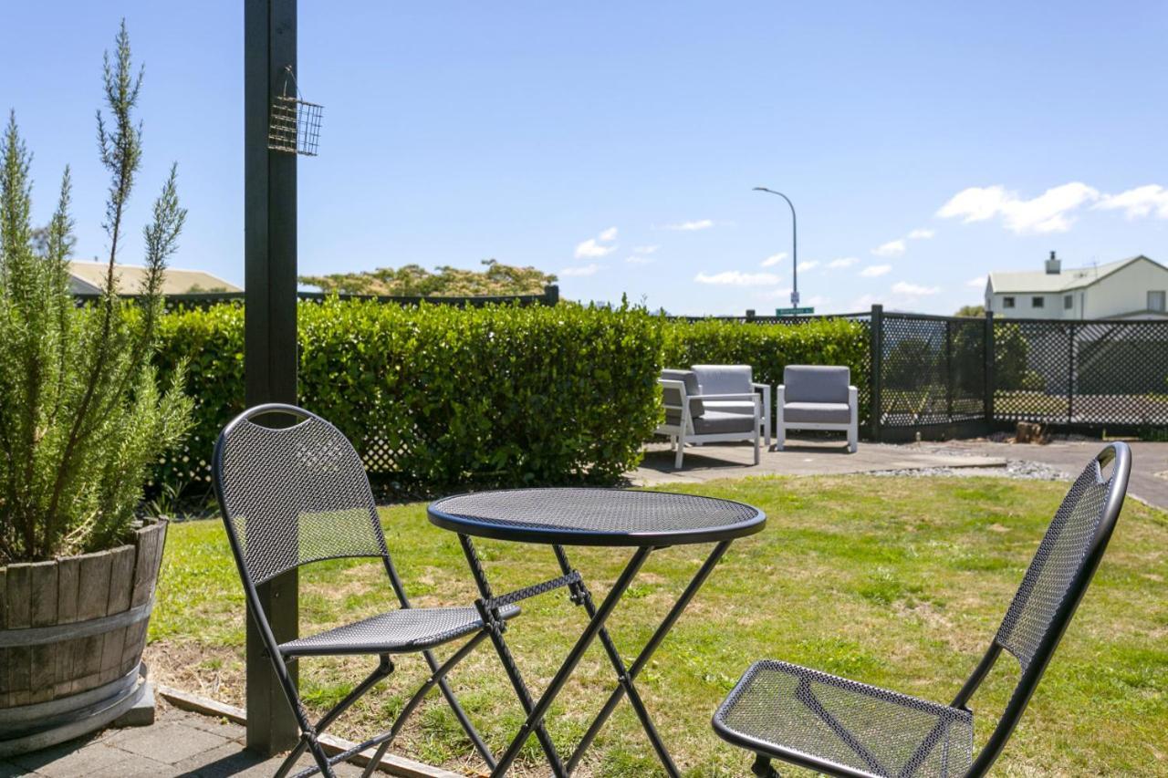 You Little Beauty - Wharewaka Beach Magic Taupo Exteriér fotografie
